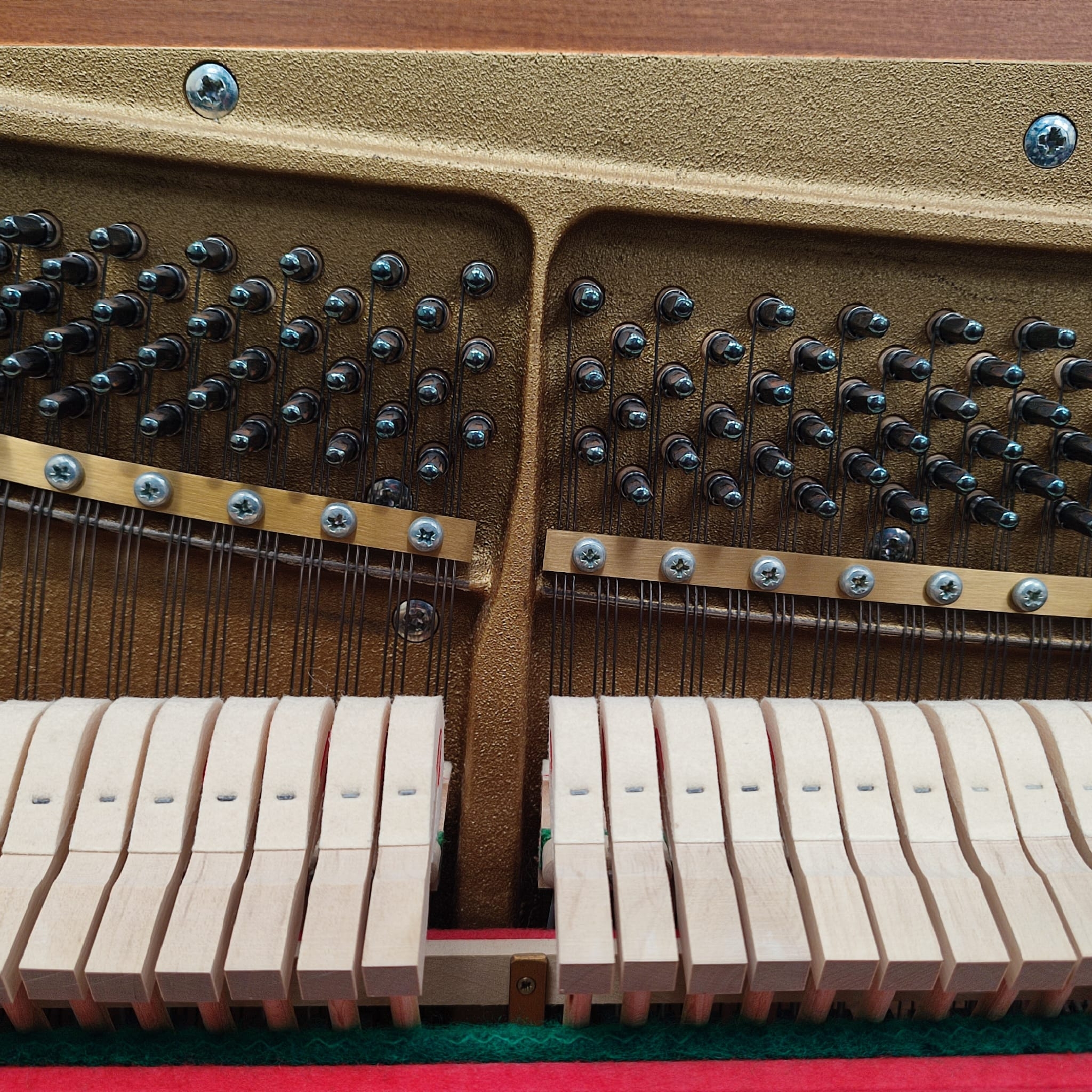 Sold Fazer piano