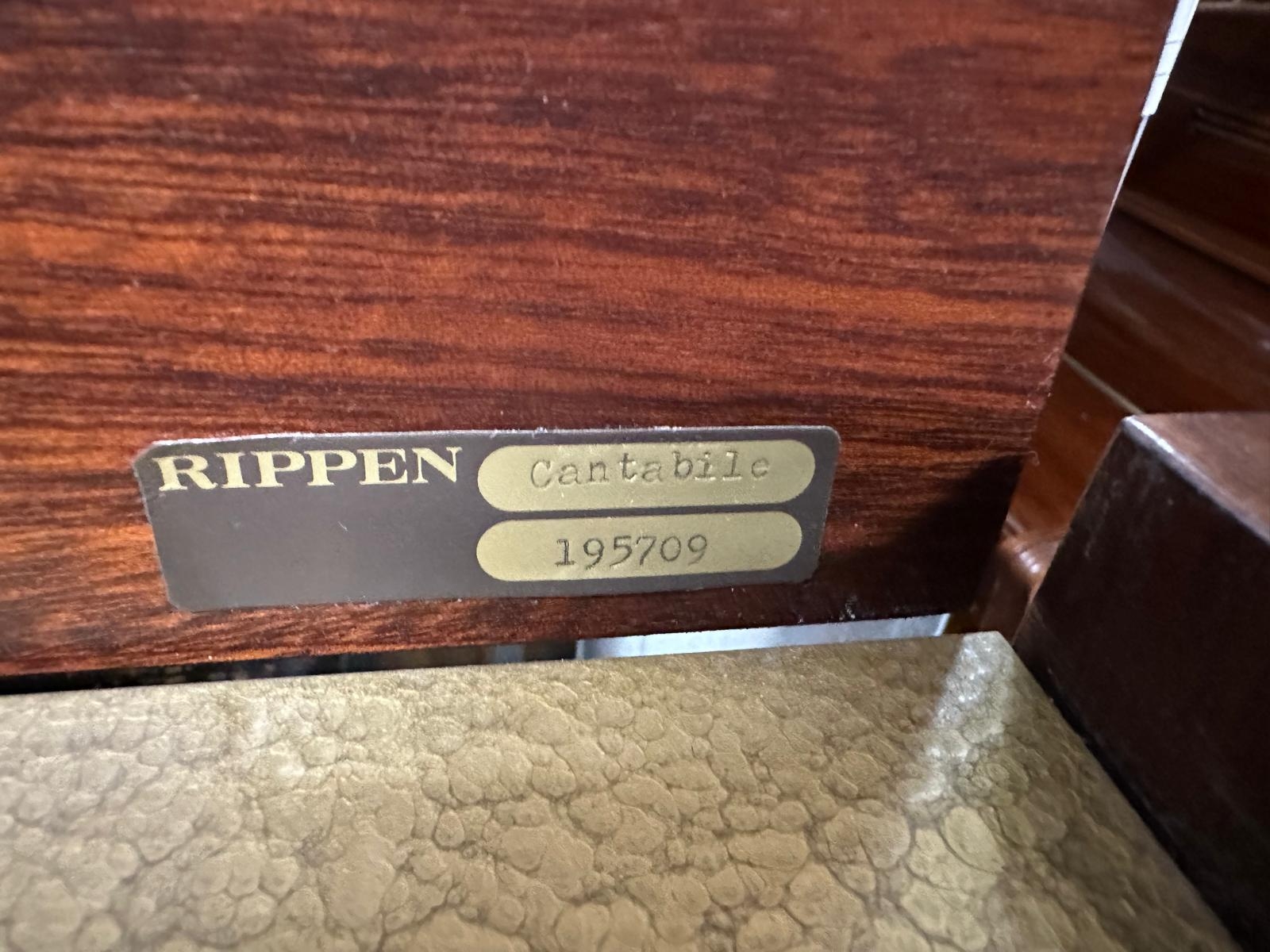 Sold Rippen piano