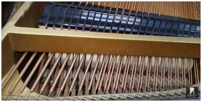 Steinway model M bass strings in need of replacing